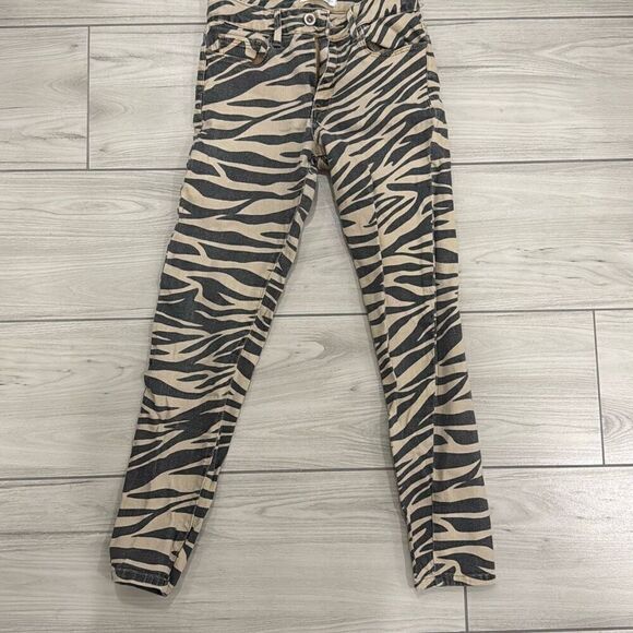 Zara girls tiger print jeans size 10 - Picture 1 of 6